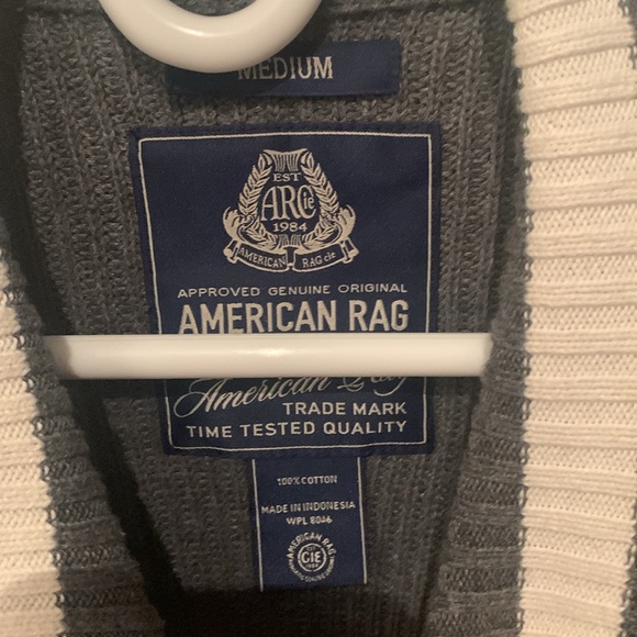 Handsome American Rag Textured Grey Quarter Button Sweater SZ Medium 💪 - Picture 4 of 5